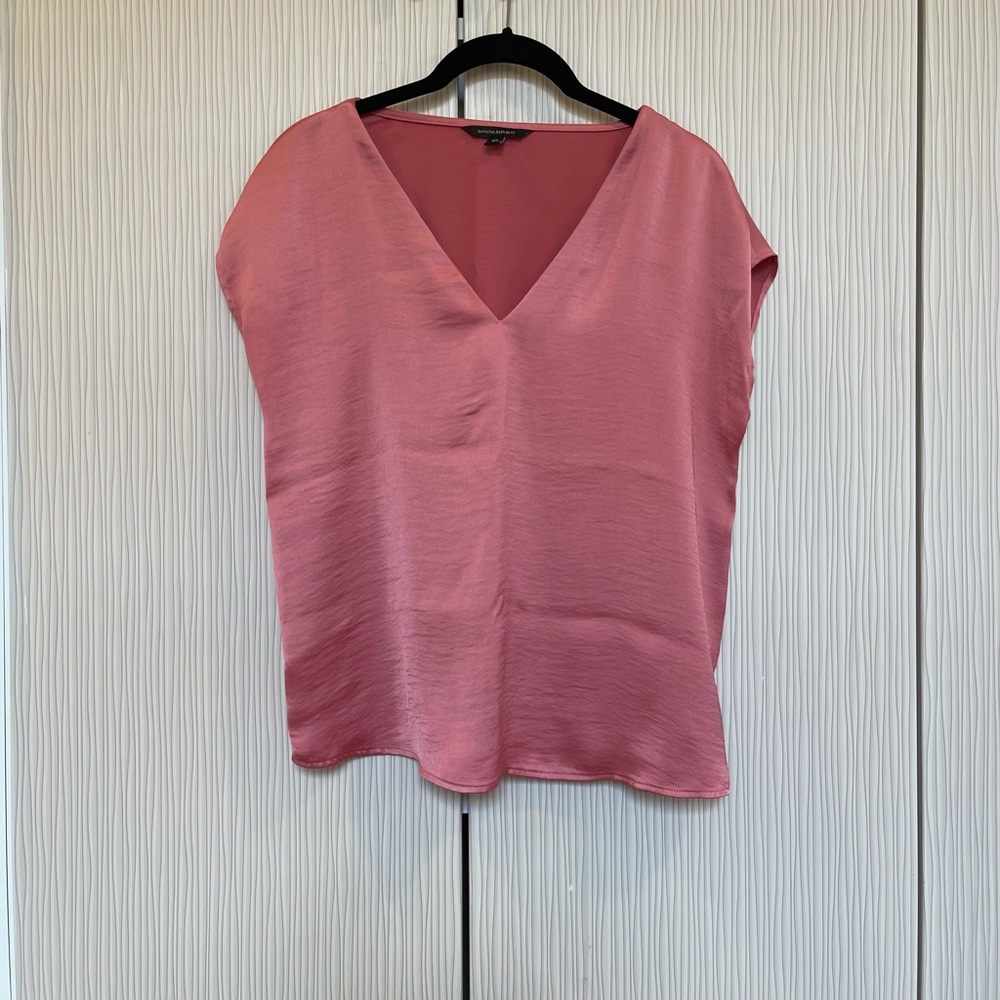 EUC Banana Republic Coral Blouse - XS